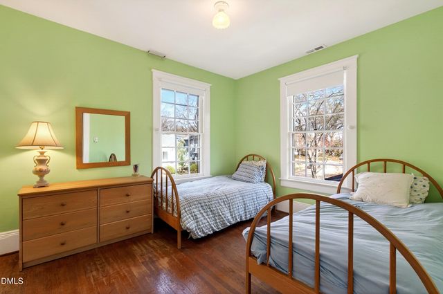 120 Forest Road, Raleigh, NC 27605