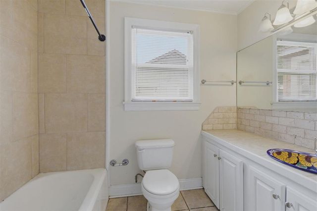 146 Lucille Street, Lake Charles, LA 70601