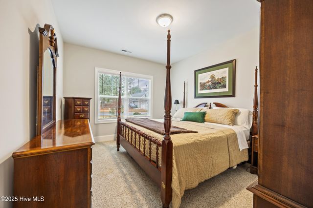 822 Winston Pines Drive, Aberdeen, NC 28315