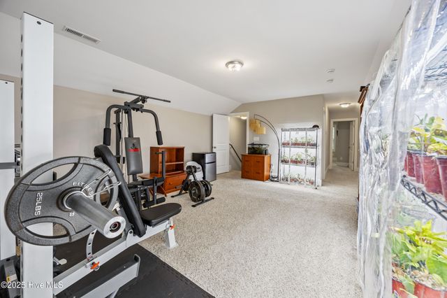 822 Winston Pines Drive, Aberdeen, NC 28315