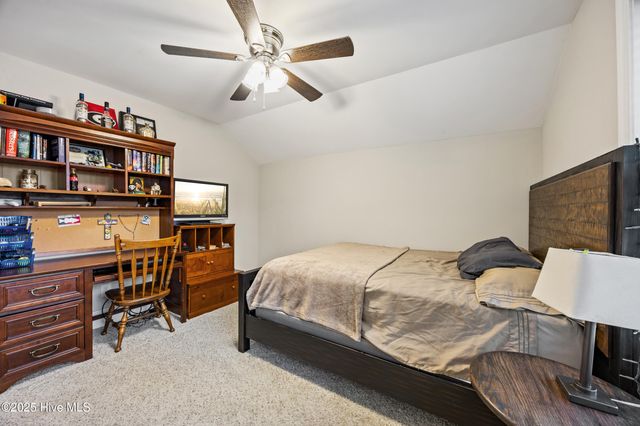 822 Winston Pines Drive, Aberdeen, NC 28315