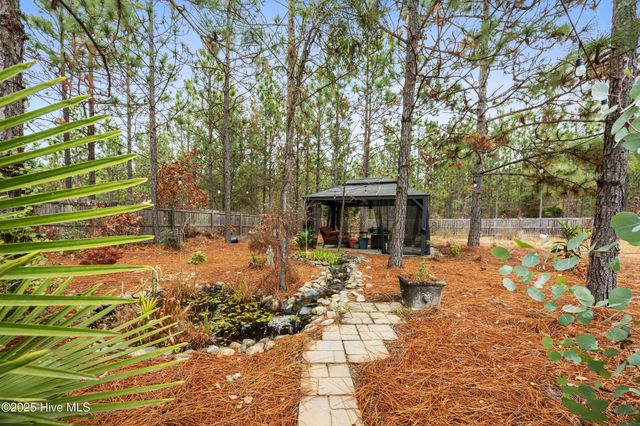 822 Winston Pines Drive, Aberdeen, NC 28315