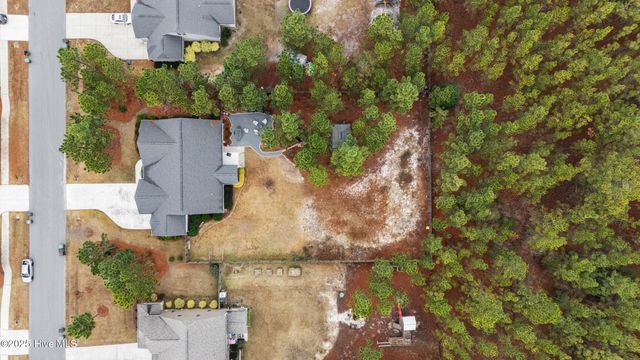 822 Winston Pines Drive, Aberdeen, NC 28315