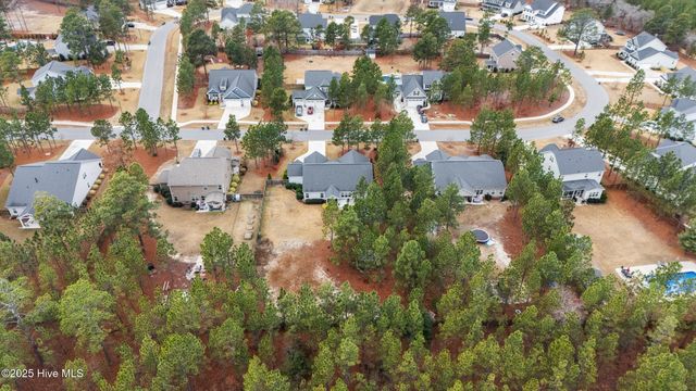 822 Winston Pines Drive, Aberdeen, NC 28315