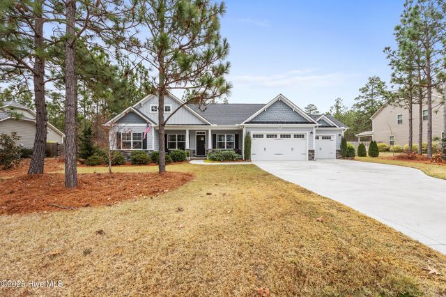 822 Winston Pines Drive, Aberdeen, NC 28315