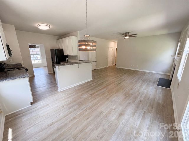11528 Erwin Ridge Avenue, Charlotte, NC 28213