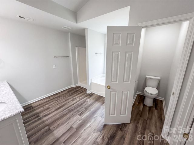 11528 Erwin Ridge Avenue, Charlotte, NC 28213