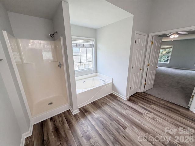 11528 Erwin Ridge Avenue, Charlotte, NC 28213