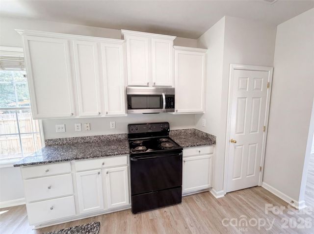 11528 Erwin Ridge Avenue, Charlotte, NC 28213