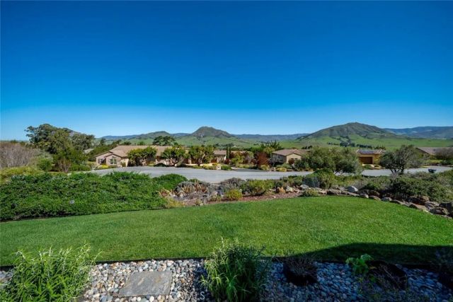 1675 Nasella Lane, San Luis Obispo, CA 93405