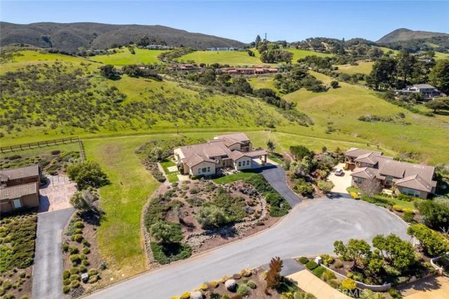 1675 Nasella Lane, San Luis Obispo, CA 93405
