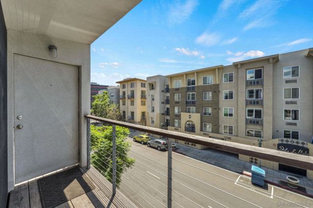 1941 Columbia 302, San Diego, CA 92101