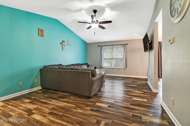 239 Golden Brook Drive, Crossville, TN 38555