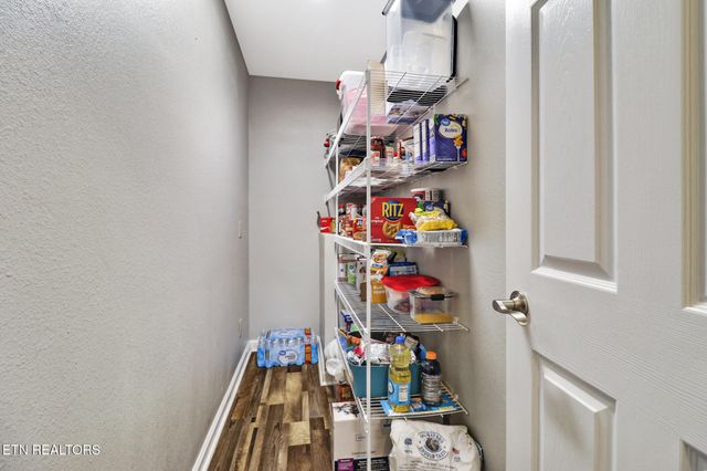 239 Golden Brook Drive, Crossville, TN 38555