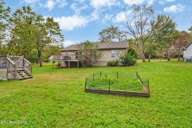 239 Golden Brook Drive, Crossville, TN 38555