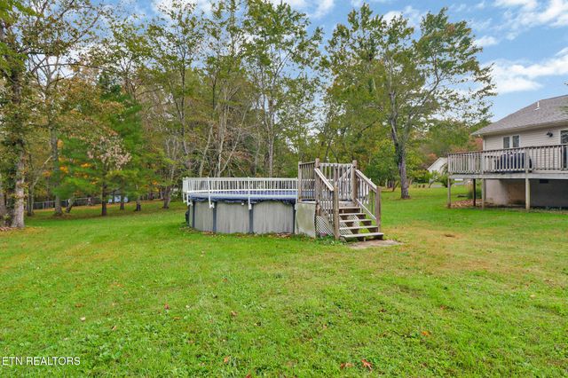 239 Golden Brook Drive, Crossville, TN 38555