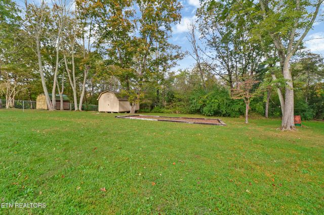 239 Golden Brook Drive, Crossville, TN 38555