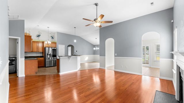 229 Southern Breezes Circle, Murrells Inlet, SC 29576