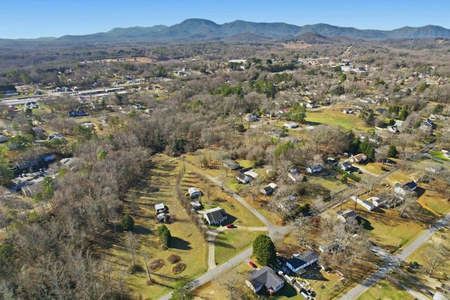 513 E Turner Street, Landrum, SC 29356