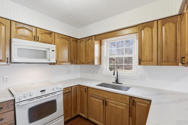 513 E Turner Street, Landrum, SC 29356