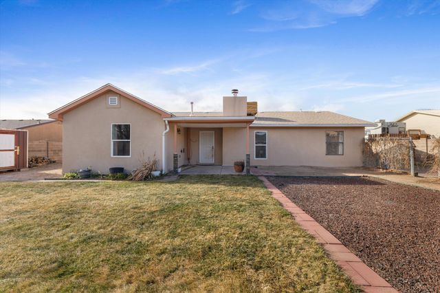 328 Tigris Road NE, Rio Rancho, NM 87124