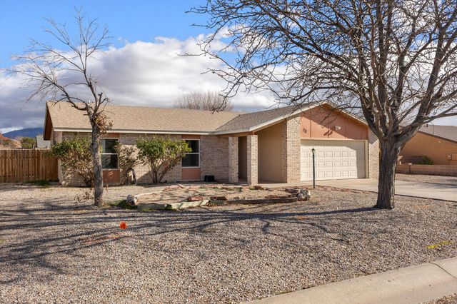 328 Tigris Road NE, Rio Rancho, NM 87124
