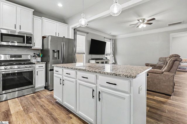 303 Hartland Place, Simpsonville, SC 29680