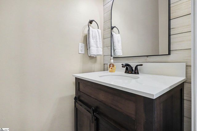 303 Hartland Place, Simpsonville, SC 29680