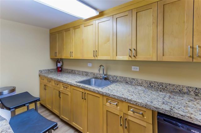 800 NE 195th Street 307, Miami, FL 33179