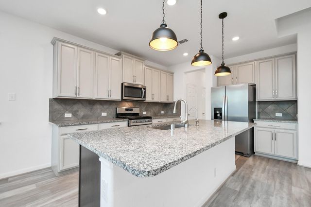 9607 Slumbering Willow Lane, Richmond, TX 77406