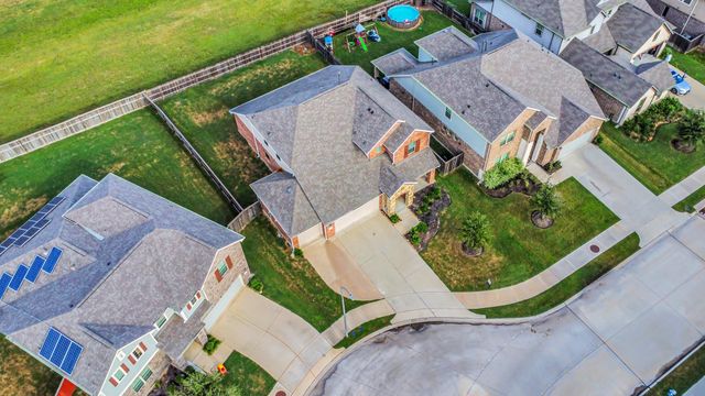9607 Slumbering Willow Lane, Richmond, TX 77406