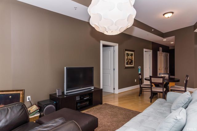 400 W North Street 826, Raleigh, NC 27603