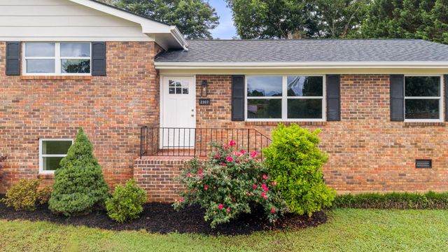 2307 Brookhaven Circle, Chattanooga, TN 37421