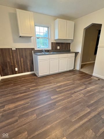 2012 S 19th Street, New Castle, IN 47362