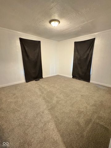 2012 S 19th Street, New Castle, IN 47362