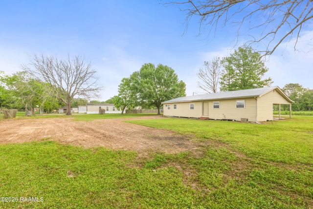 132 Canary Lane, Duson, LA 70529
