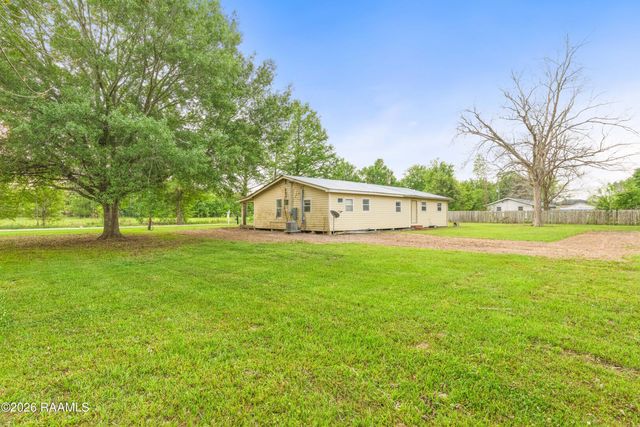 132 Canary Lane, Duson, LA 70529
