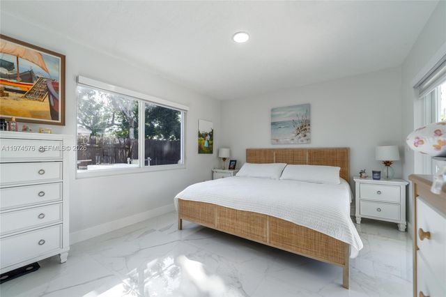 7100 SW 19th Ter, Miami, FL 33155