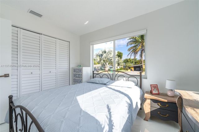 7100 SW 19th Ter, Miami, FL 33155