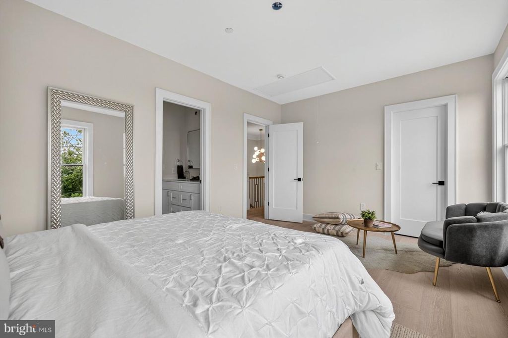 Image 27 of property listing at 5015 CUSHING DR, Kensington, MD 20895