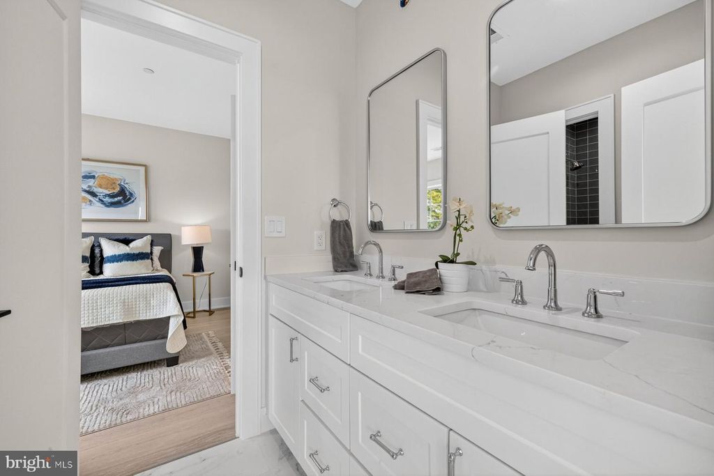 Image 28 of property listing at 5015 CUSHING DR, Kensington, MD 20895