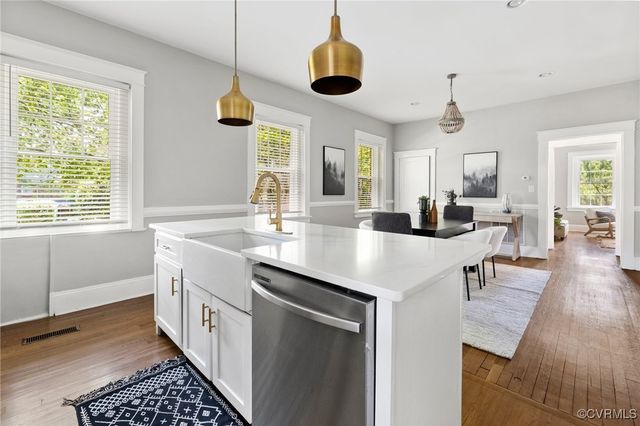 4402 Monument Ave, Richmond, VA 23230