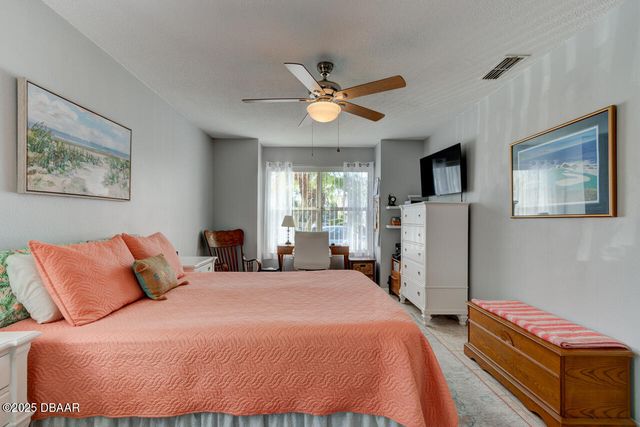 101 Bent Tree Dr Apt 74, Daytona Beach, FL 32114