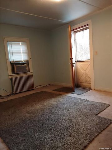 2 Oxford Depot, Chester, NY 10918