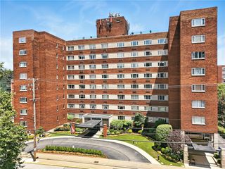 128 N Craig Street, Oakland, PA 15213