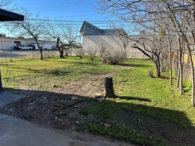 2540 W Harris Avenue, San Angelo, TX 76901