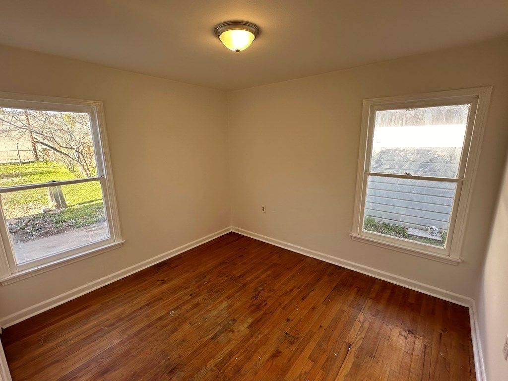 Image 11 of property listing at 2540 W Harris Ave, San Angelo, TX 76901