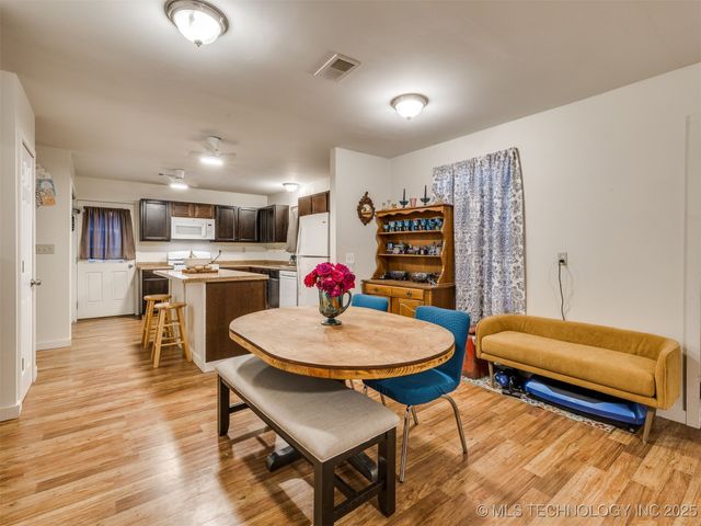 2326 S Main Street, Sapulpa, OK 74066