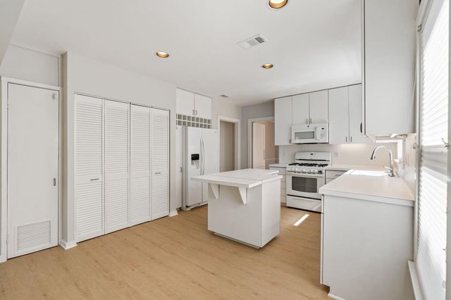2910 Plumb Street, Houston, TX 77005