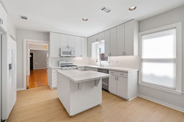 2910 Plumb Street, Houston, TX 77005